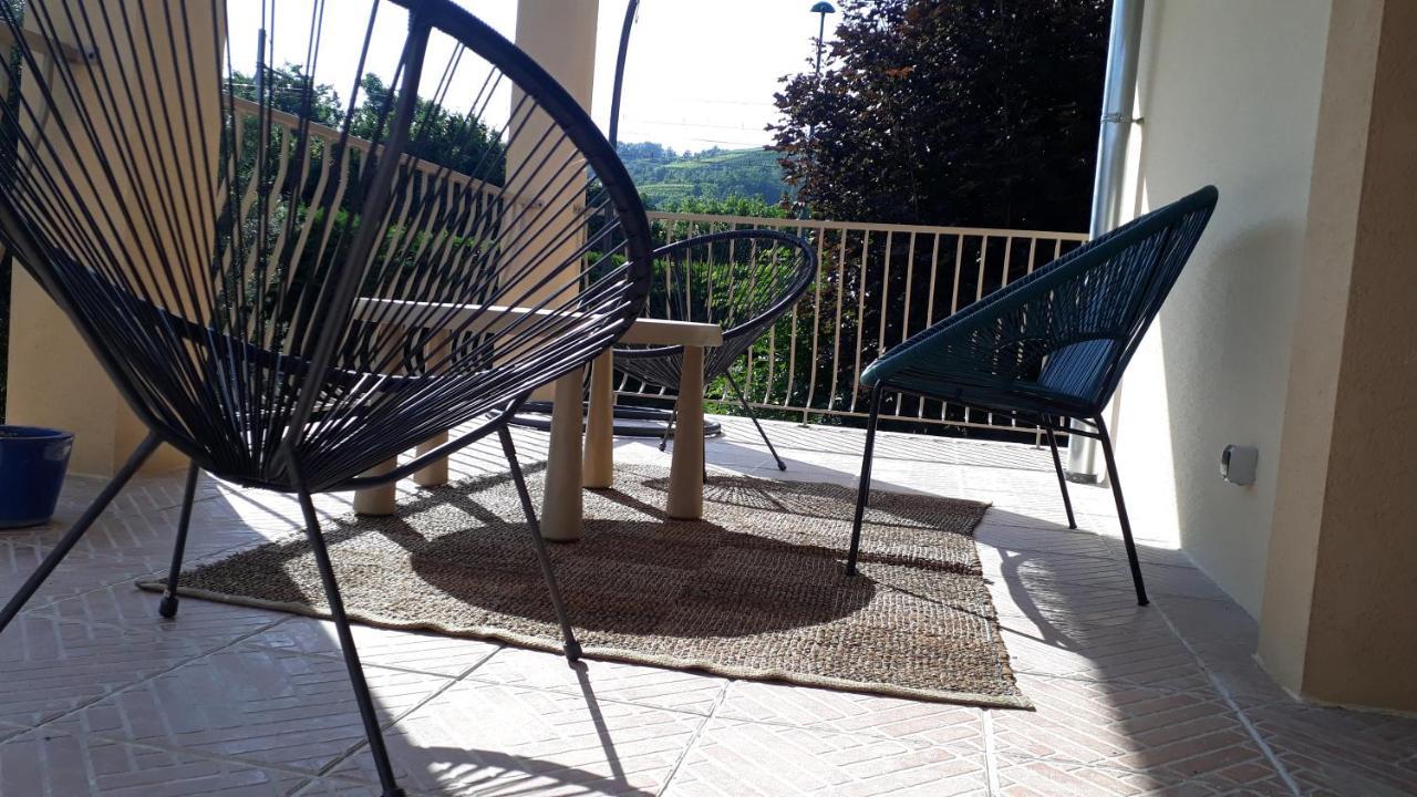1er étage Climatisé Entier 90m2 Appartamento